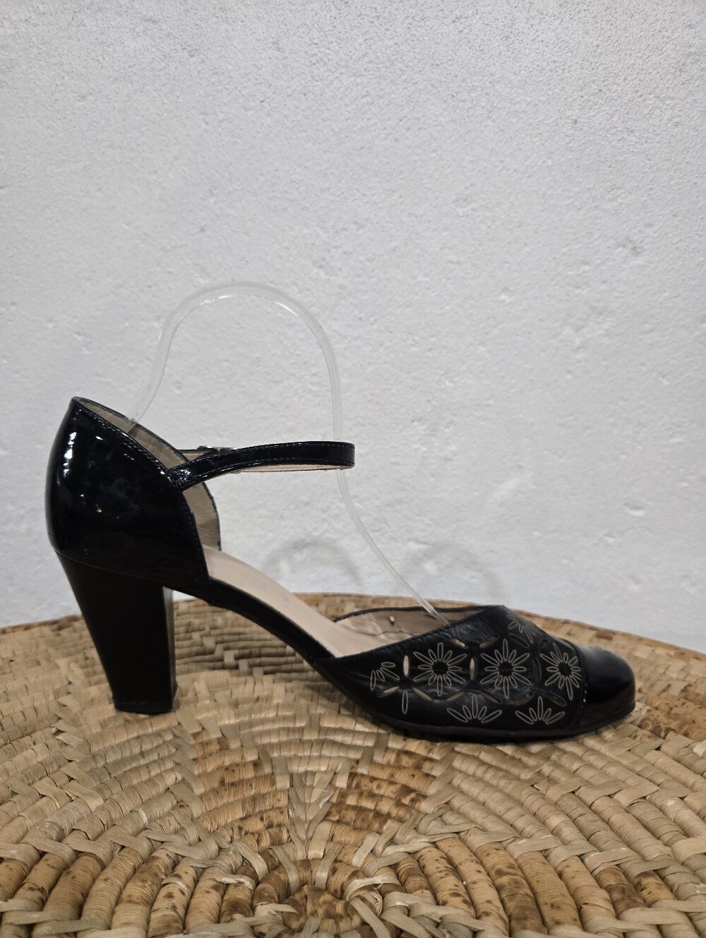 Spring Step Black Floral Heels - Picture 3 of 7